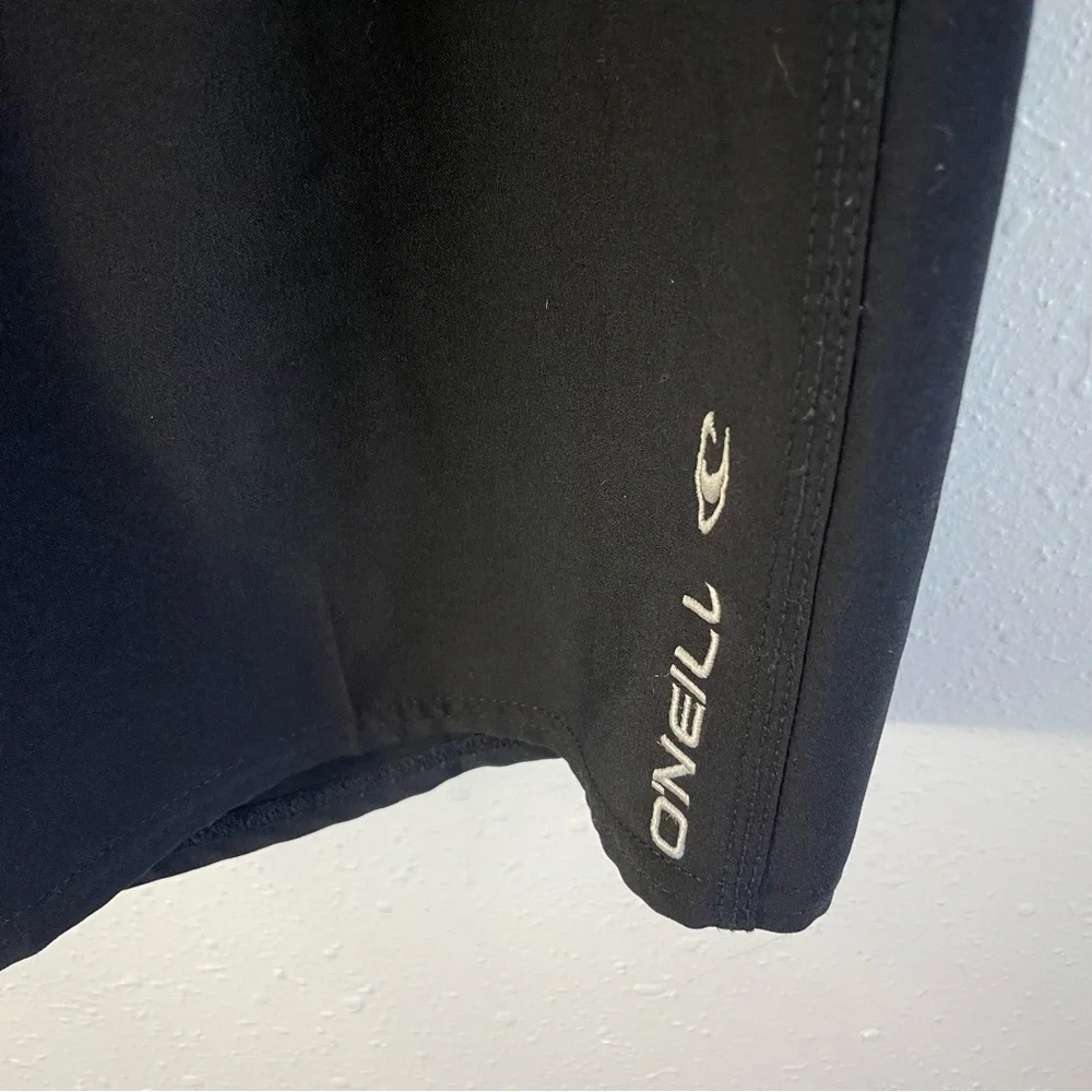 O’Neill board shorts black‎ size 34